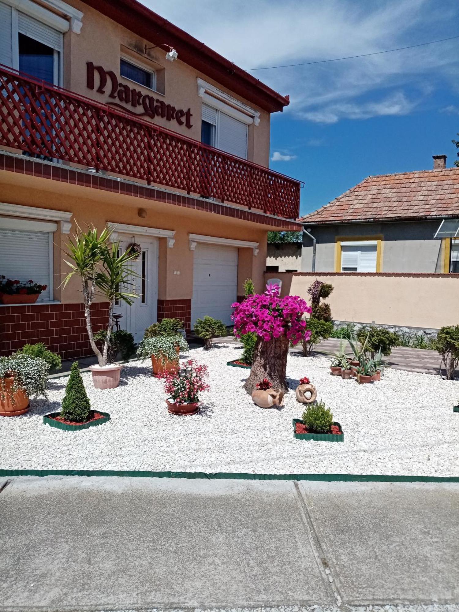 אגרסאלוק Margaret Apartman מראה חיצוני תמונה
